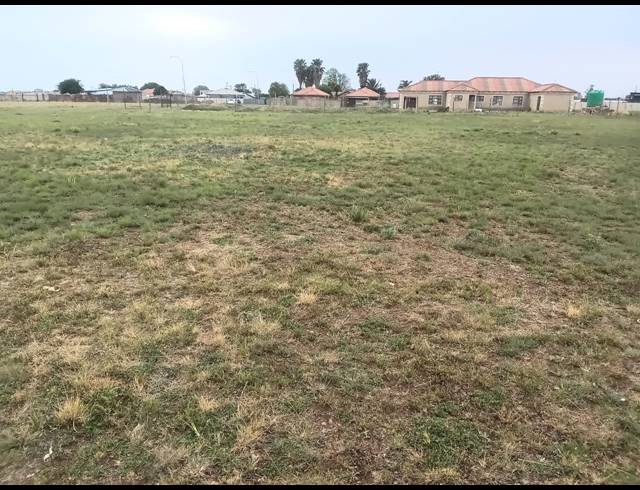 1,144M² VACANT LAND FOR SALE IN RIVERSDALE